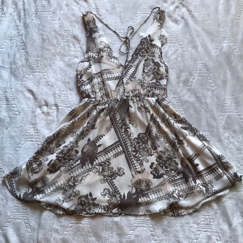 Patterned dress
